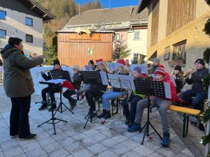 Read more about the article Advent-Stimmung mit den Minis